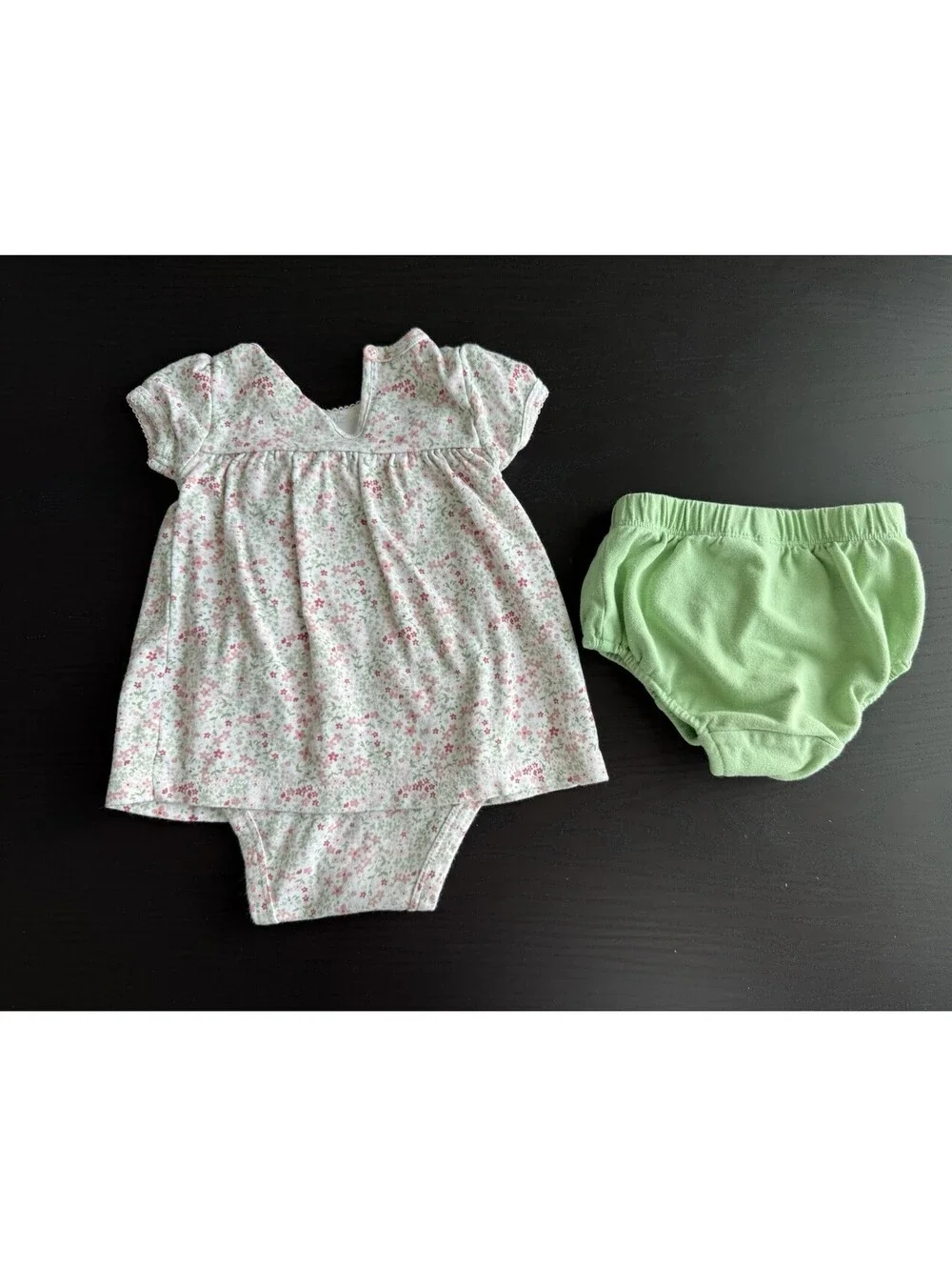1 Carter One Piece With Floral Design And 1 Green Bottom